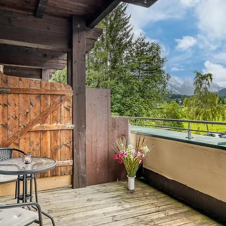 Bergliebe 洛伊塔施